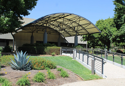 An outside shot of the front entrance of UCSB's OASIS facility. 